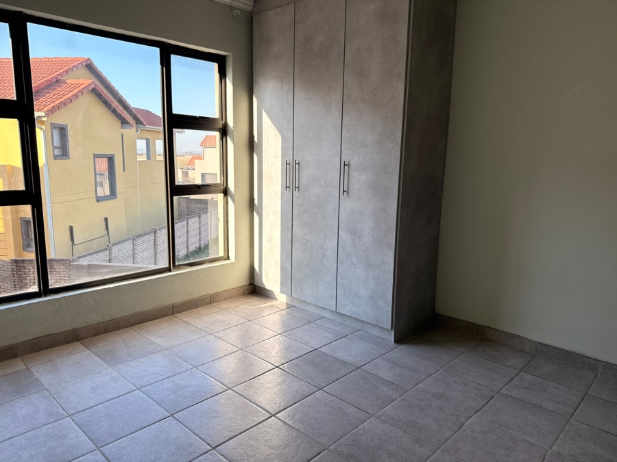 5 Bedroom Property for Sale in Waterkloof North West